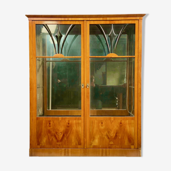 Vitrine Biedermeier en placage de merisier, Circa 1820 Autriche