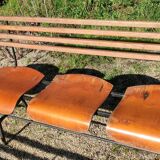 Rangée de sièges banc vintage réunion salle d'attente