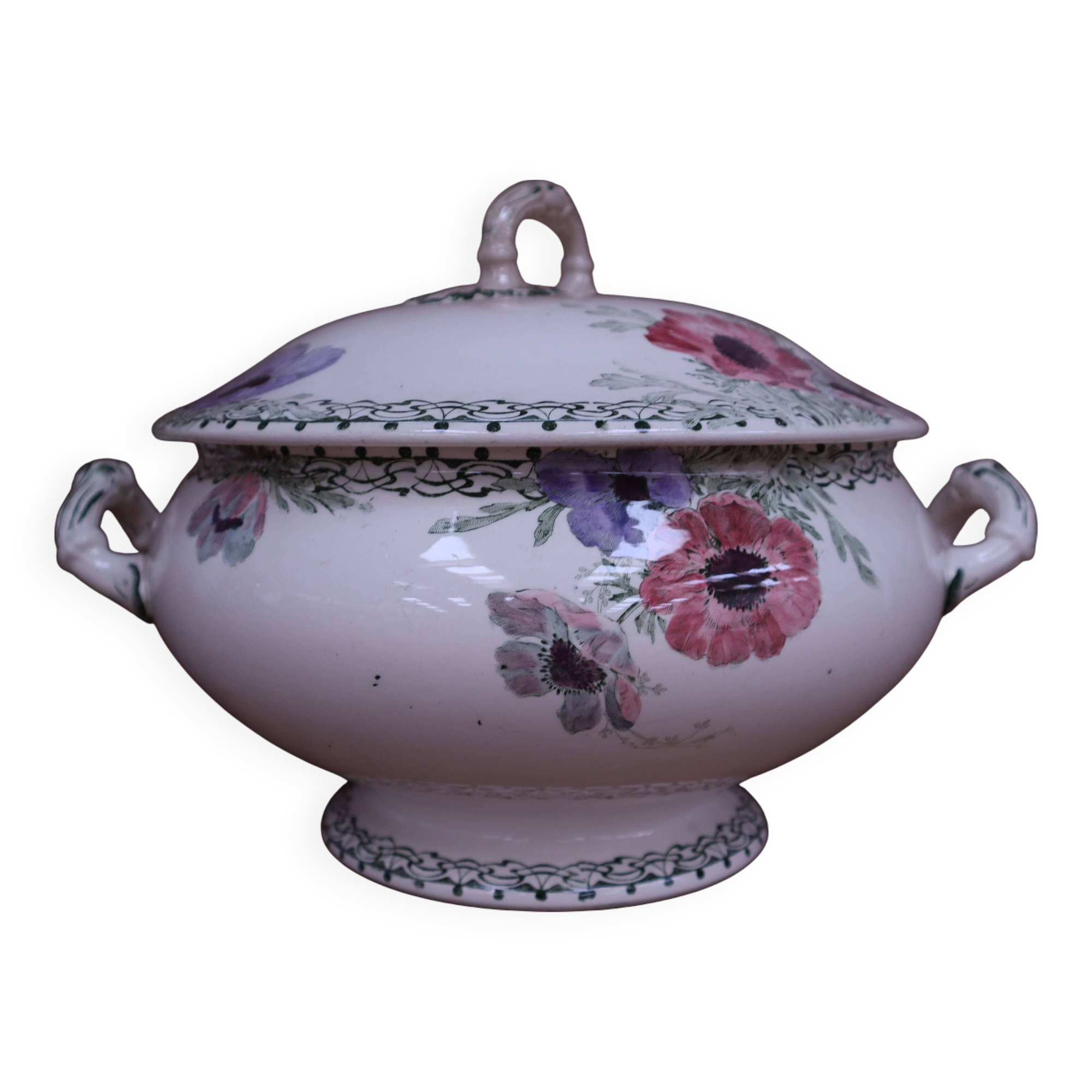 Creil and Montereau "Madrid" Iron Earth Soup Tureen