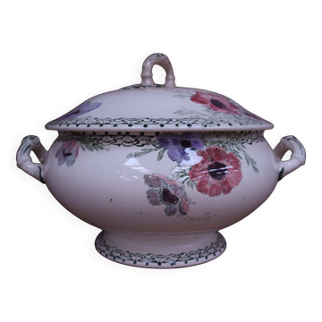 Creil and Montereau "Madrid" Iron Earth Soup Tureen