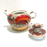 "Coq" porcelain teapot.
