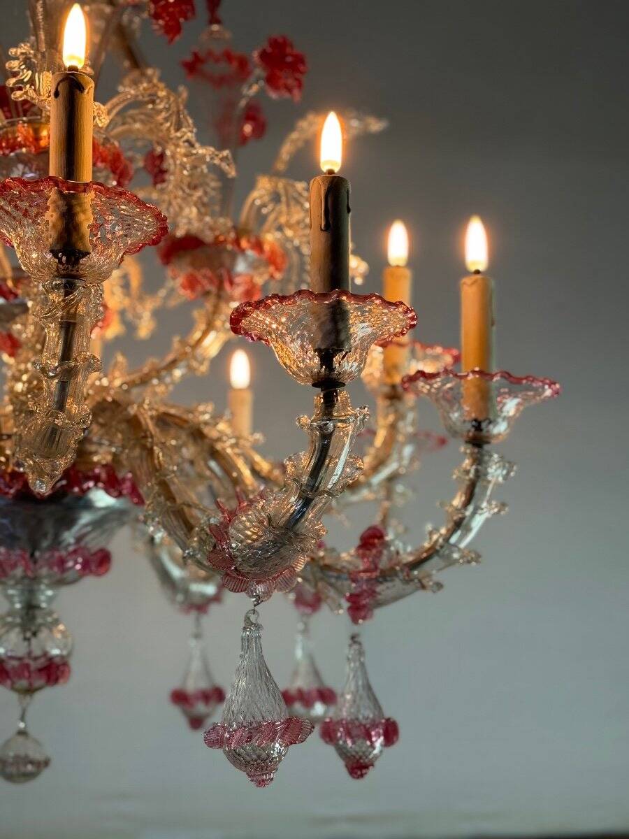 Rezzonico Venetian chandelier in colorless and red Venetian glass, circa 1920