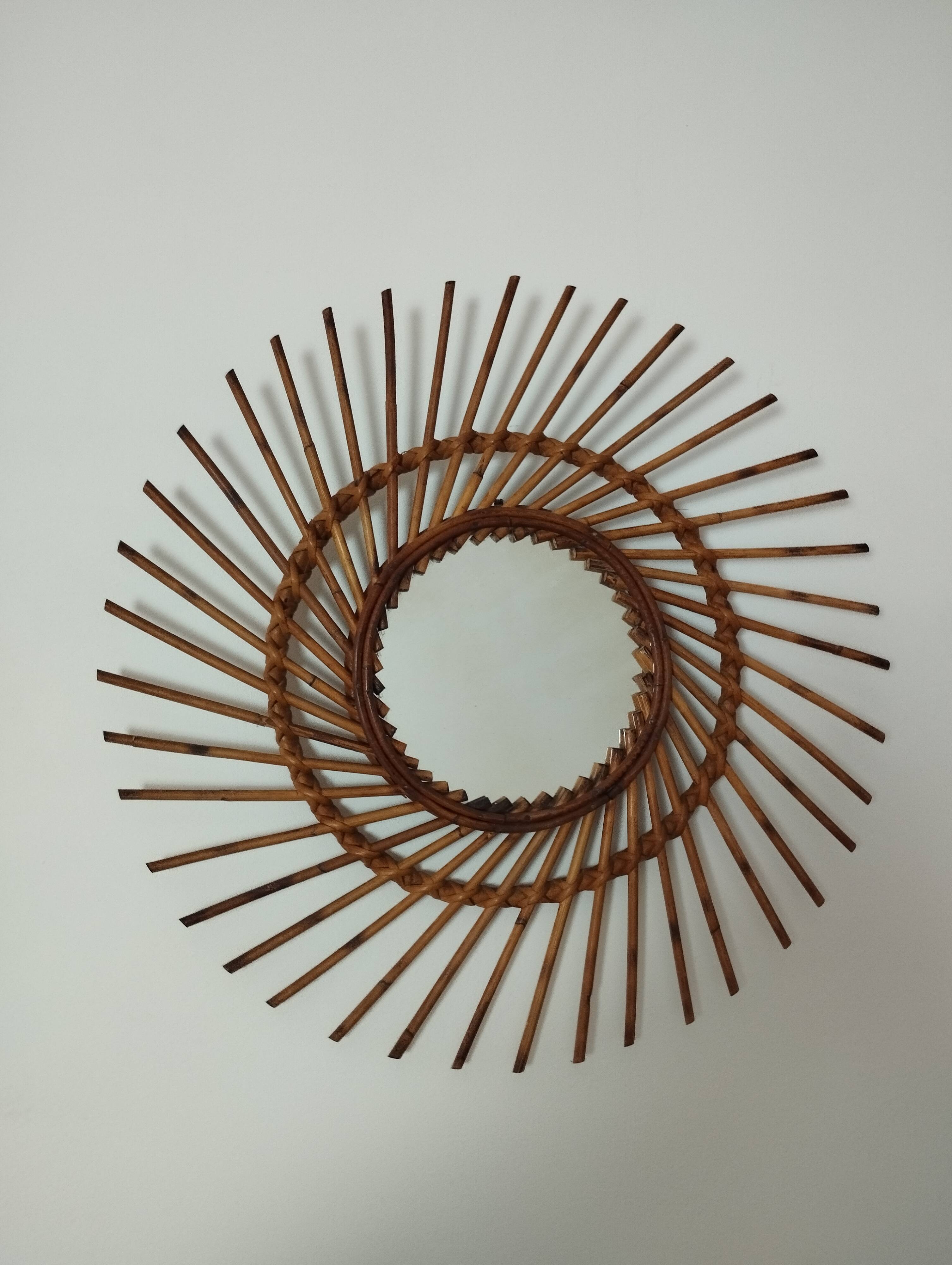 Large vintage bamboo and rattan sun mirror 53 cm in diameter