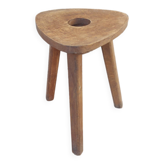 Tripod stool, compass legs