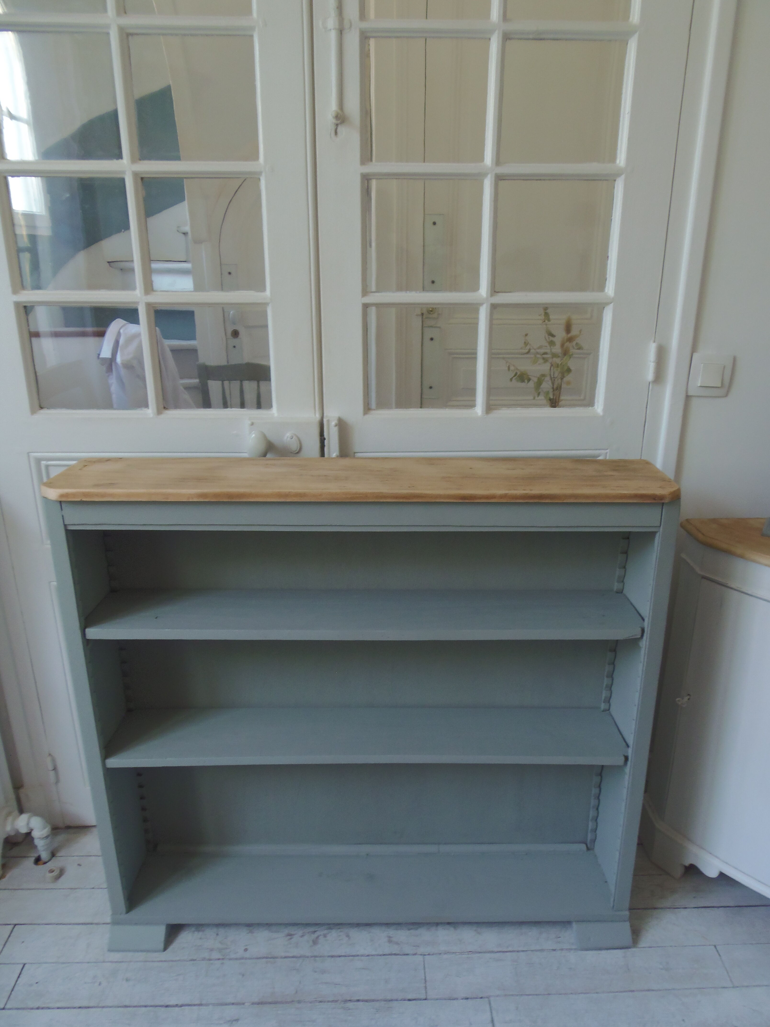 Vintage shallow bookcase, re-enchanted in gray green, wooden tray.