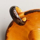 Hand-held terracotta glass