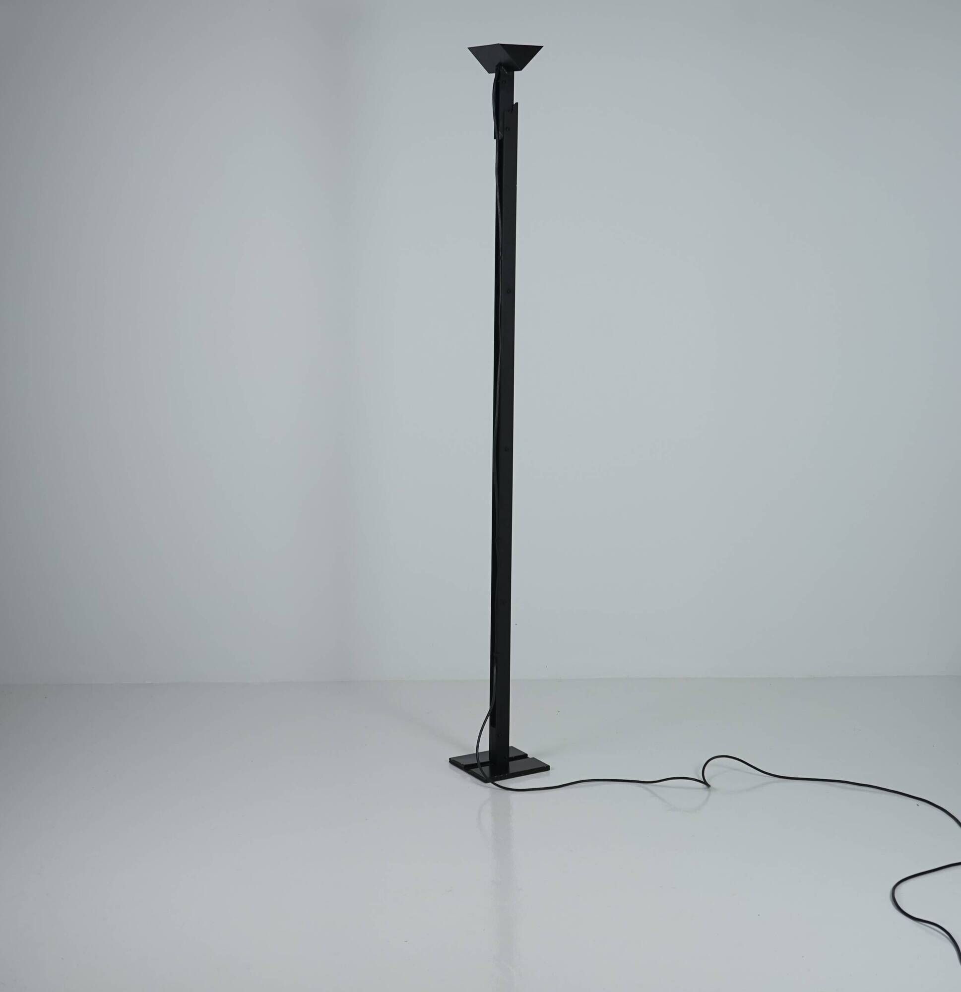 Postmodern Floor Lamp Kru Kiterra by Tiziano Inguanotto for Sem Luci 1980s