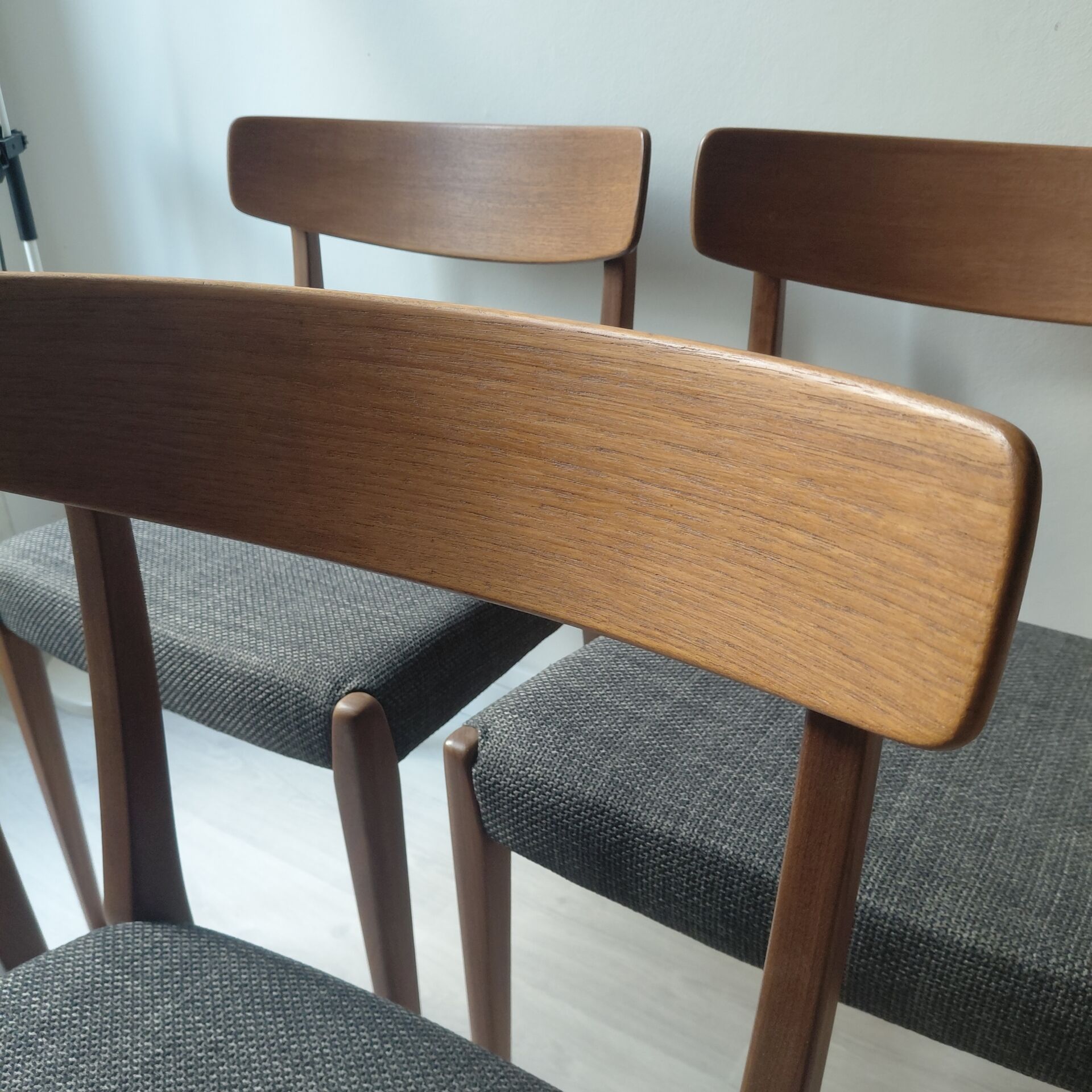 vintage Swedish Scandinavian chairs TRIBO – P. Karaborgs Möbelindust