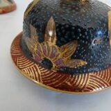 Satsuma vase in porcelain, Japan. Limited edition