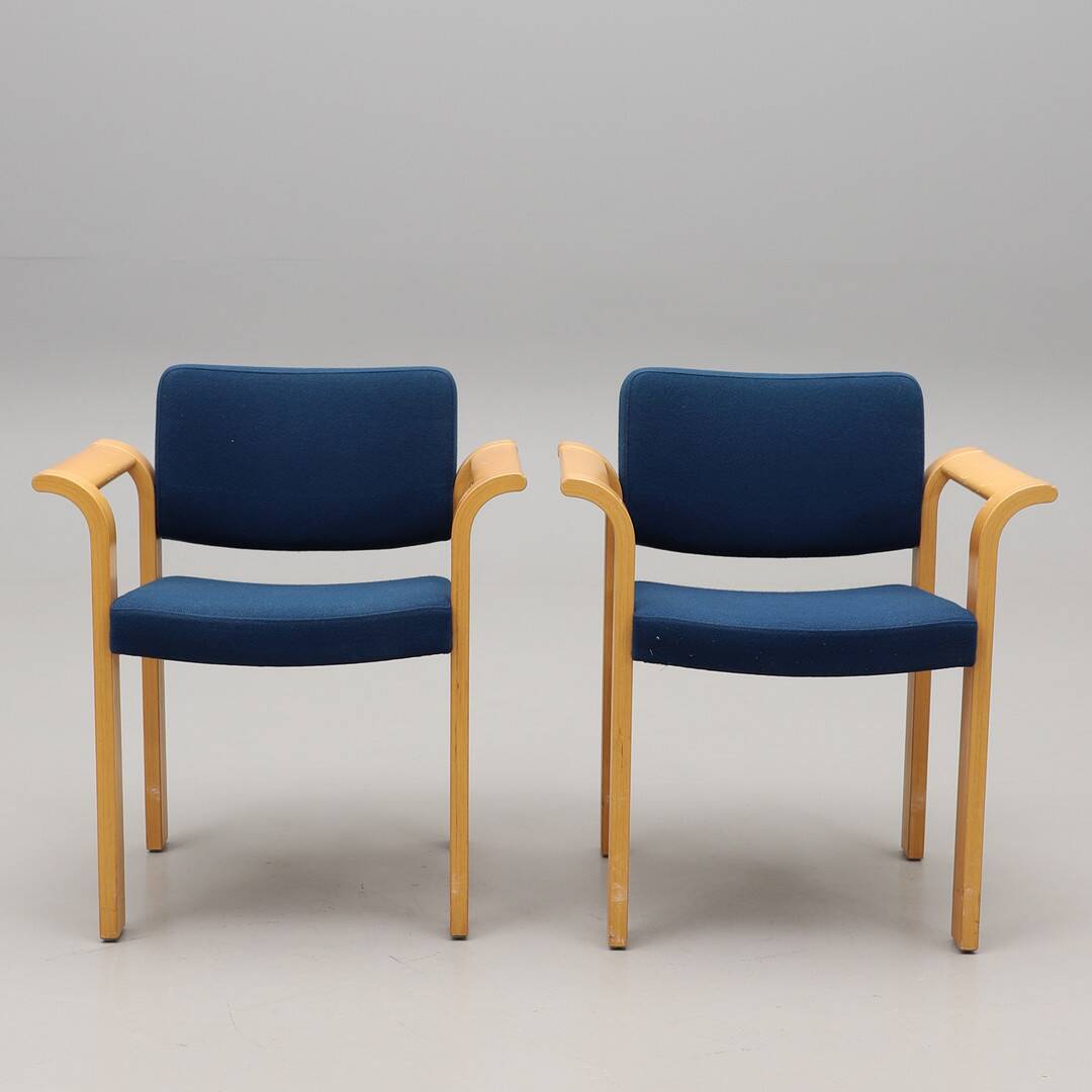 Fauteuil paire modèle 61 avec accoudoirs de rud thygesen & johnny sorensen pour olsen 1970 danemark