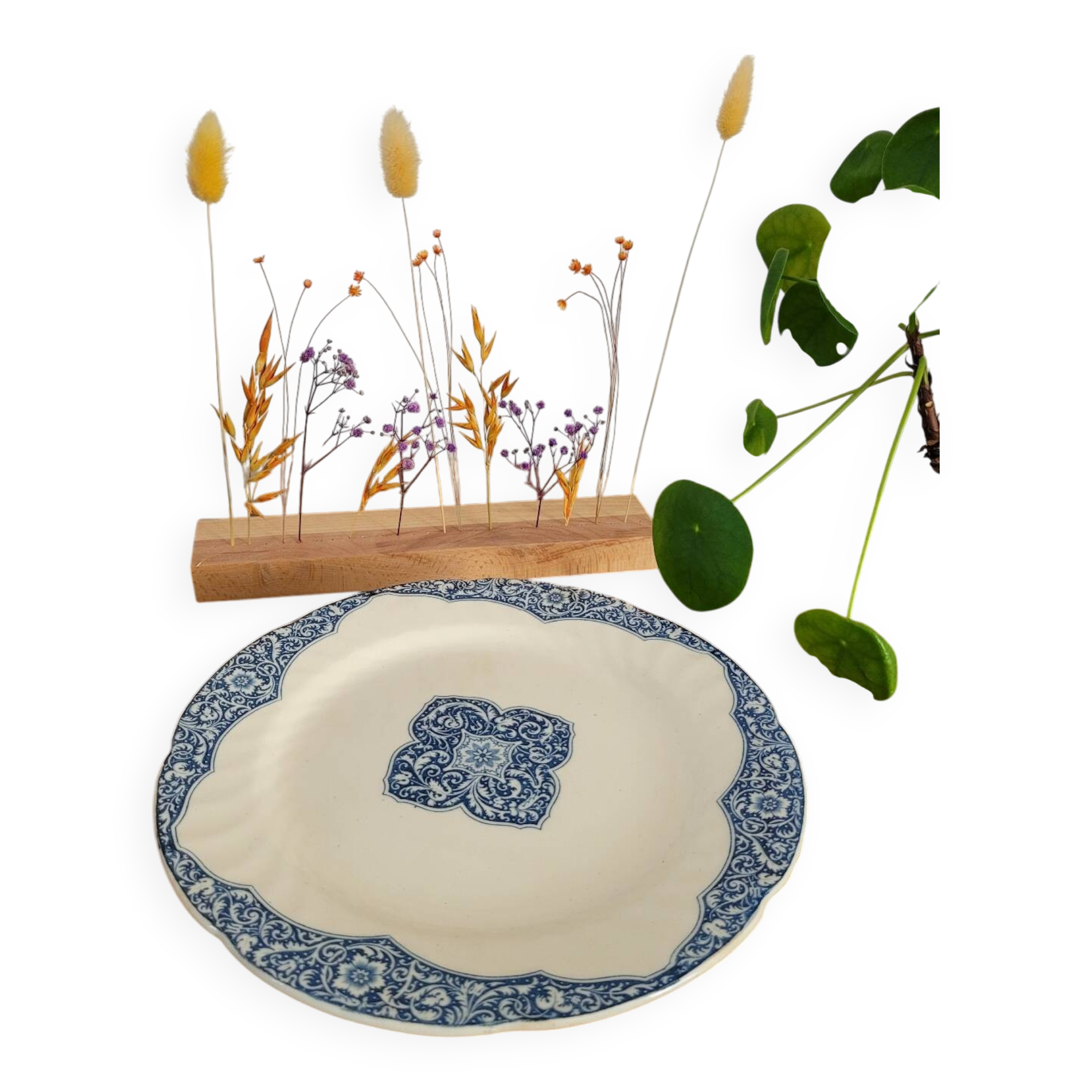 Assiette sur pied Gien