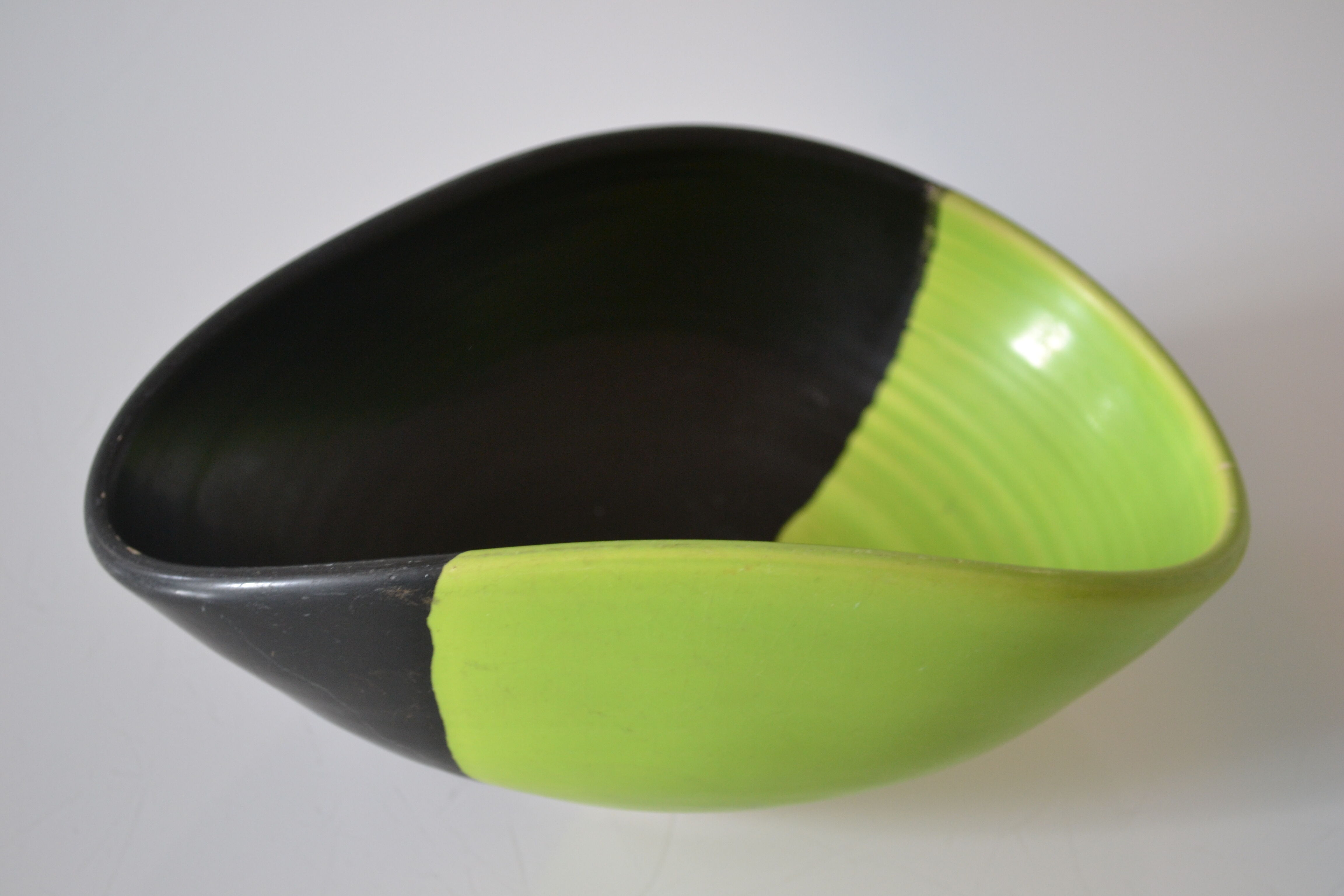 Vintage two-tone ceramic cup 50's