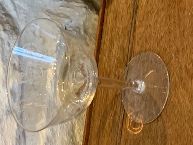 6 vintage butterfly champagne glasses