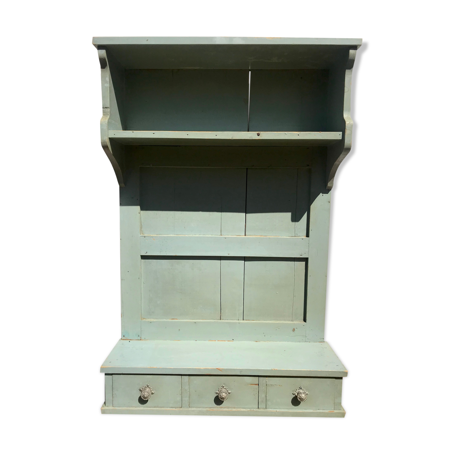 Patinated wooden kitchen end