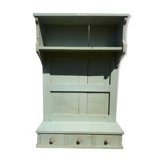 Patinated wooden kitchen end