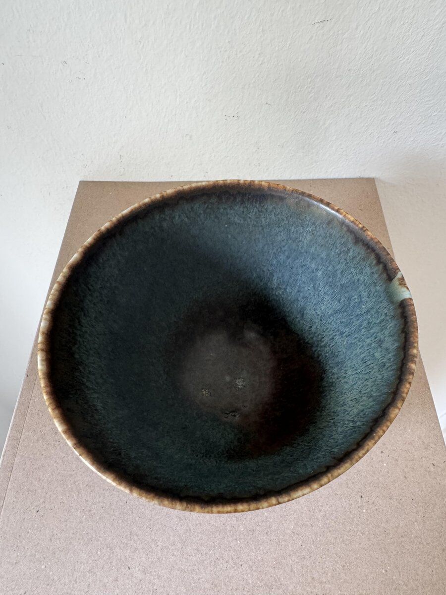 Large Swedish Aru Harfur glazed stoneware bowl by Gunnar Nylund for Rörstrand, 1960s