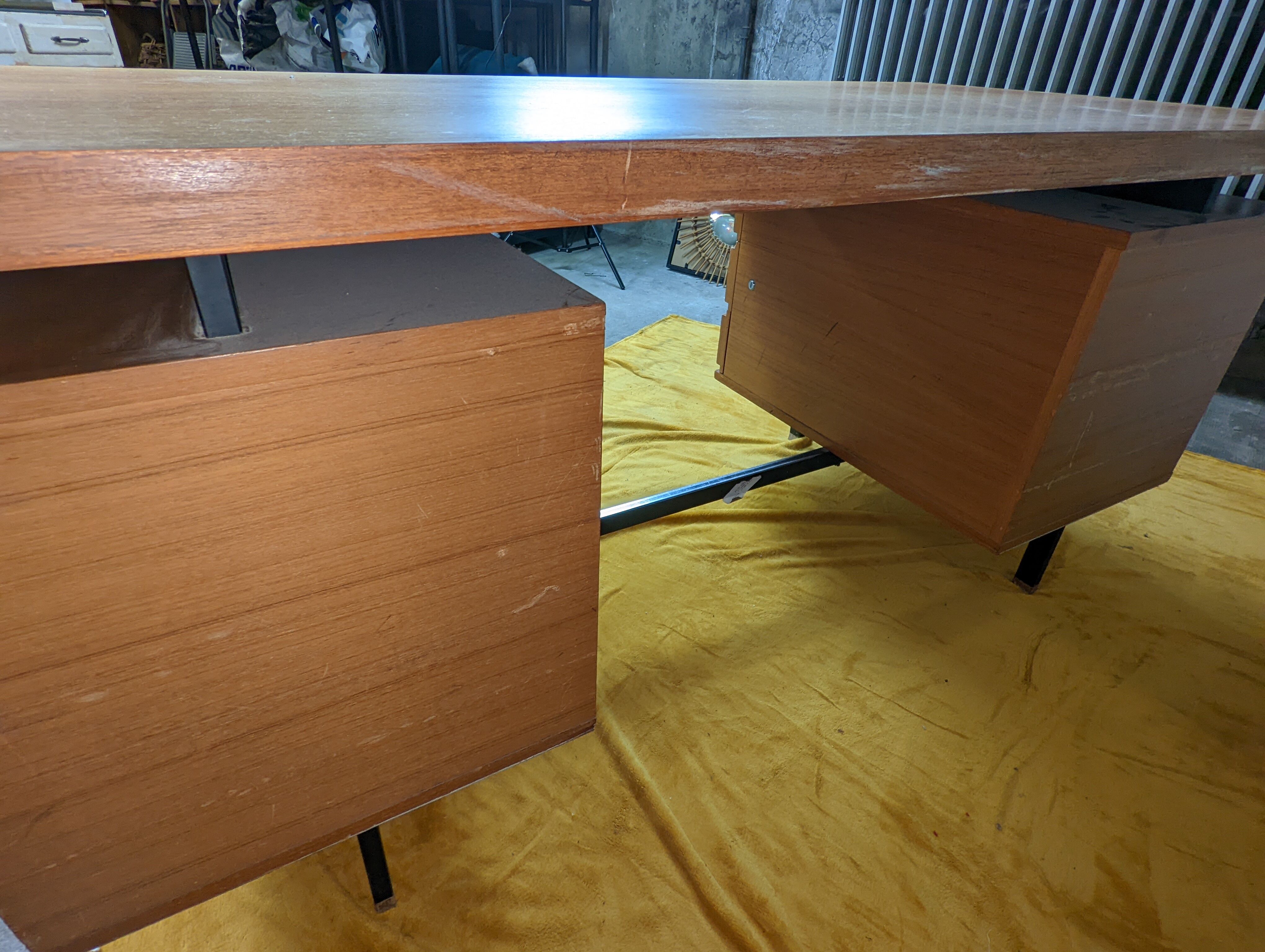 Minvielle desk in mahogany pierre guariche