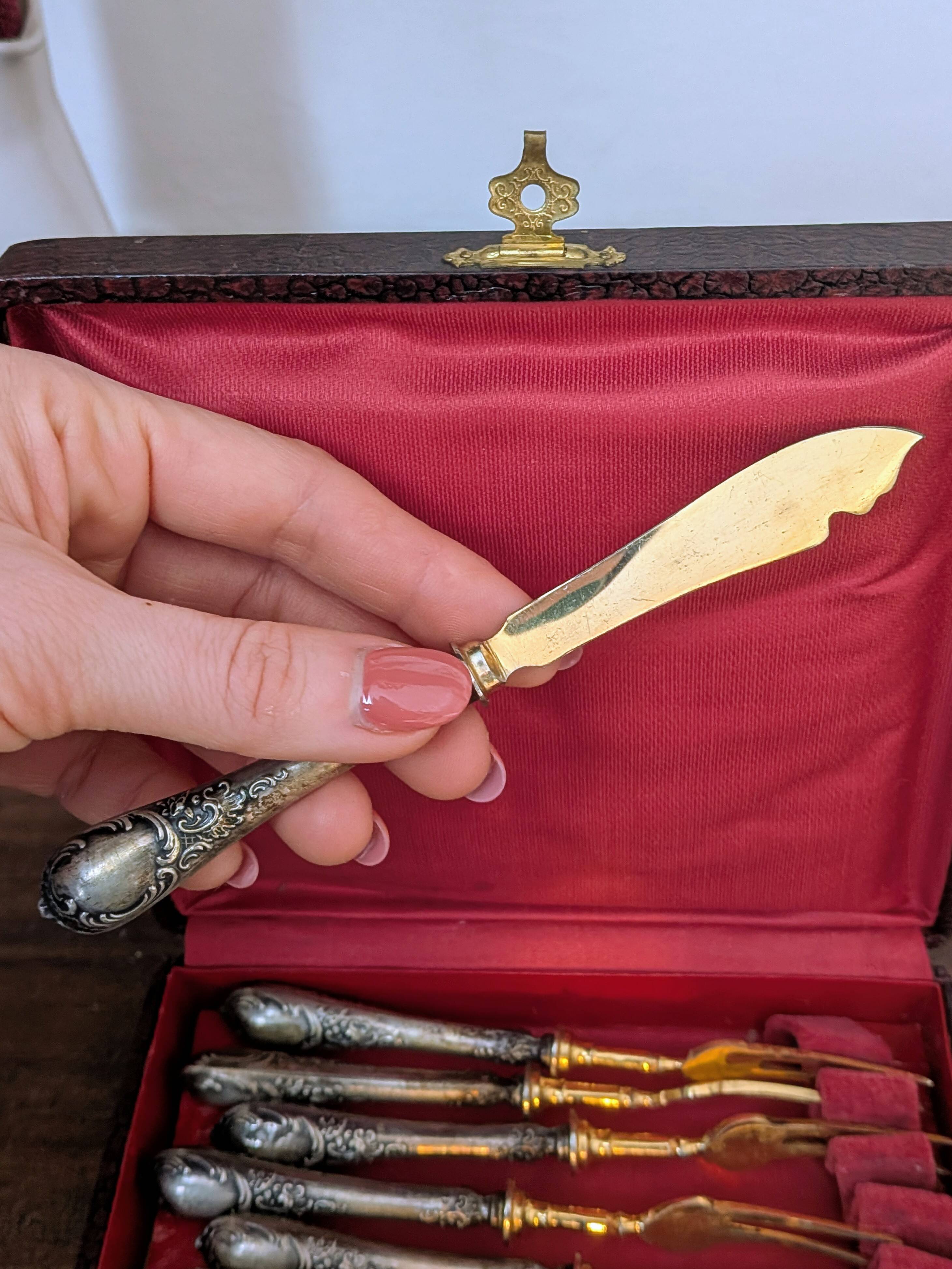 Silver and vermeil dessert service - Rococo style (12 pieces)