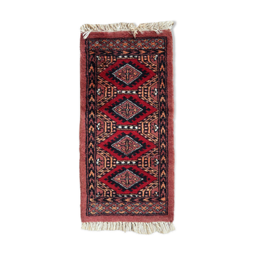 Vintage carpet pakistani lahore handmade 33cm x 66cm 1970s