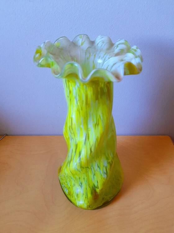 Clichy glass vase