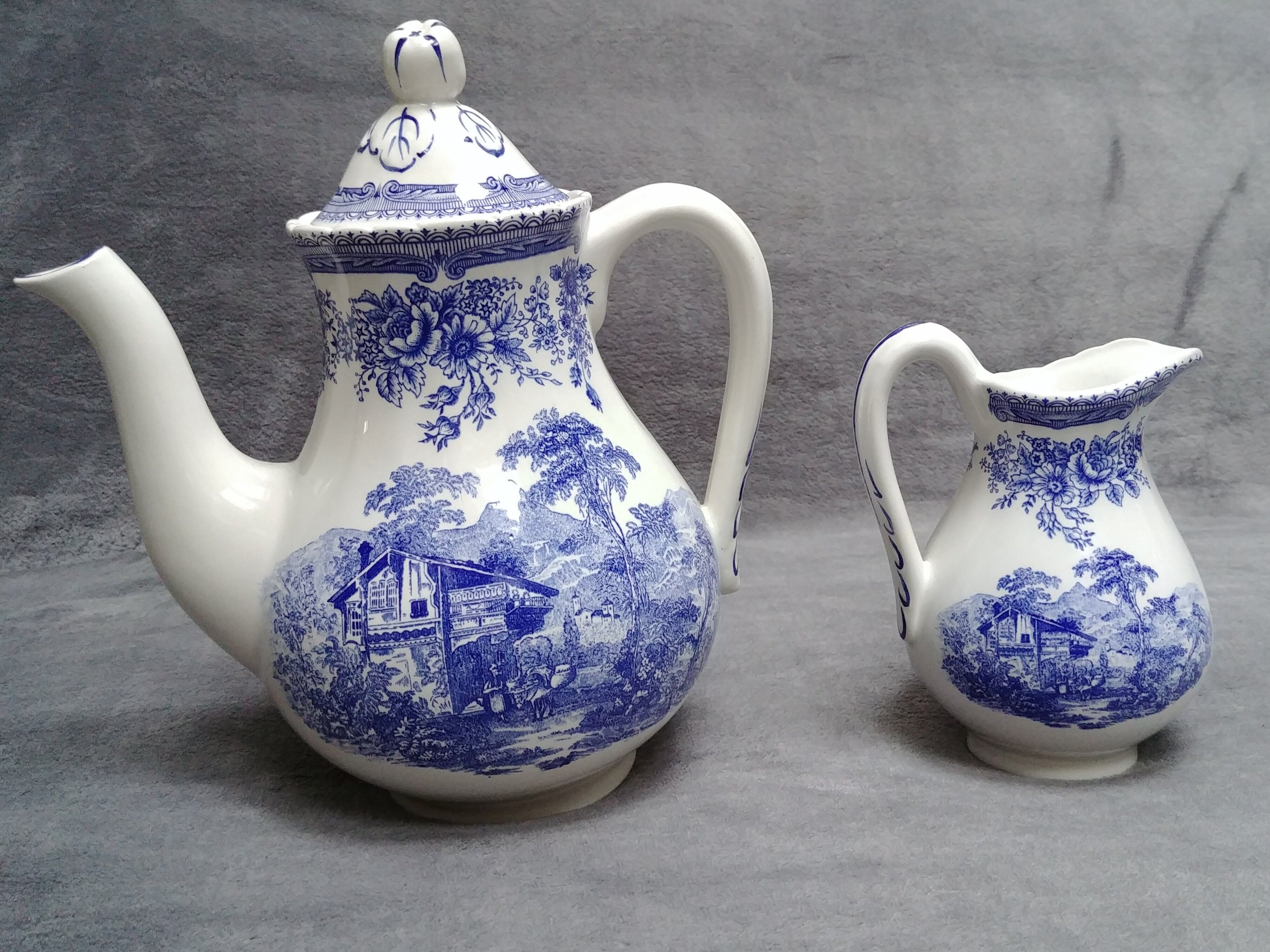 Pouring coffee maker and its milk pot in Luneville earthenware setting Excelsior - TB state - Vintage