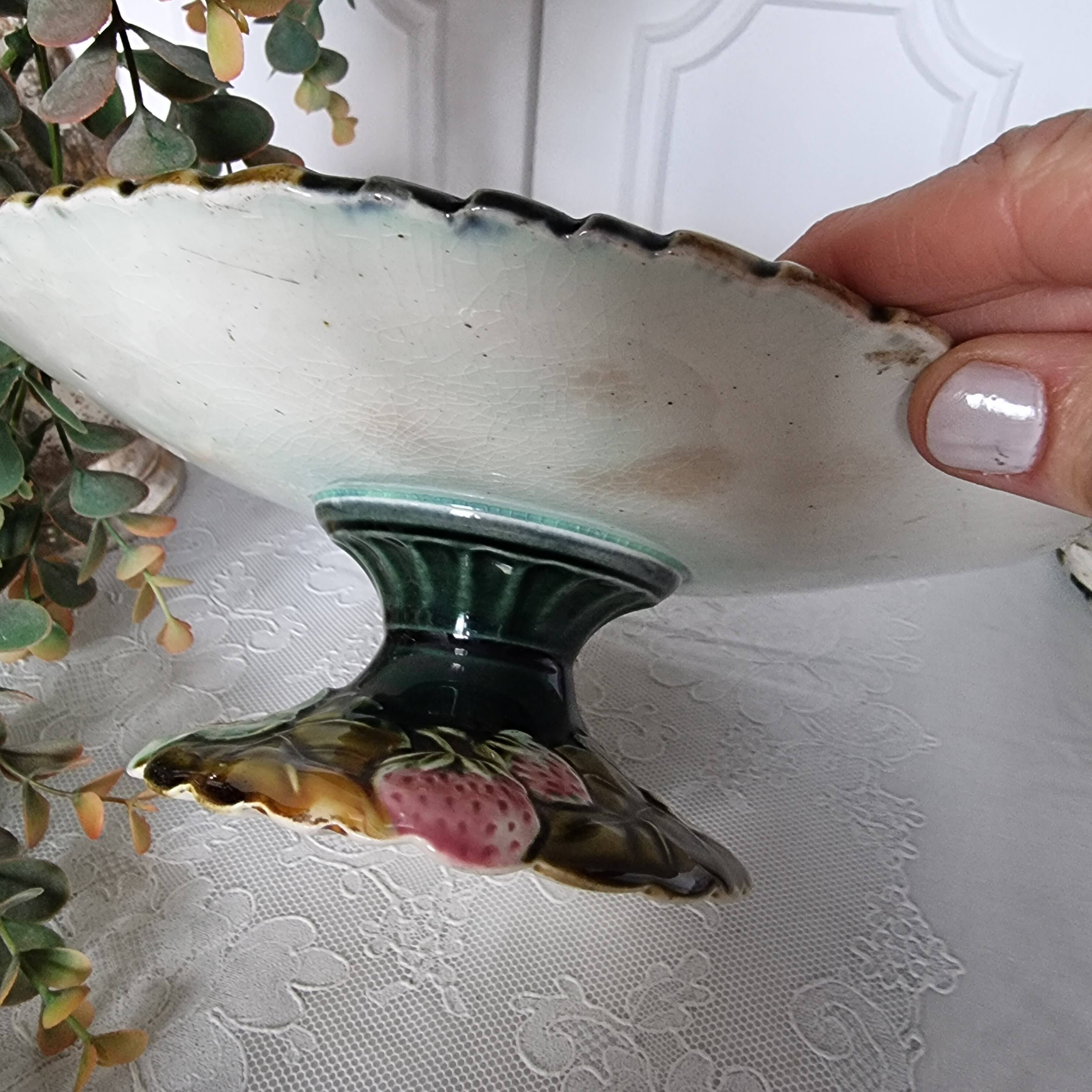 Set of 6 french onnaing barbonite ceramic plates and cake plate