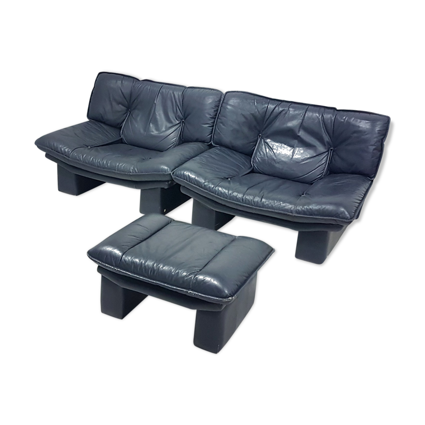 Post modern leather lounge chairs with ottoman by Nicoletti Salotti, Italy 1980s