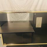 Buffet, meuble Hi-fi laqué noir et laiton par Roche Bobois, circa 1970