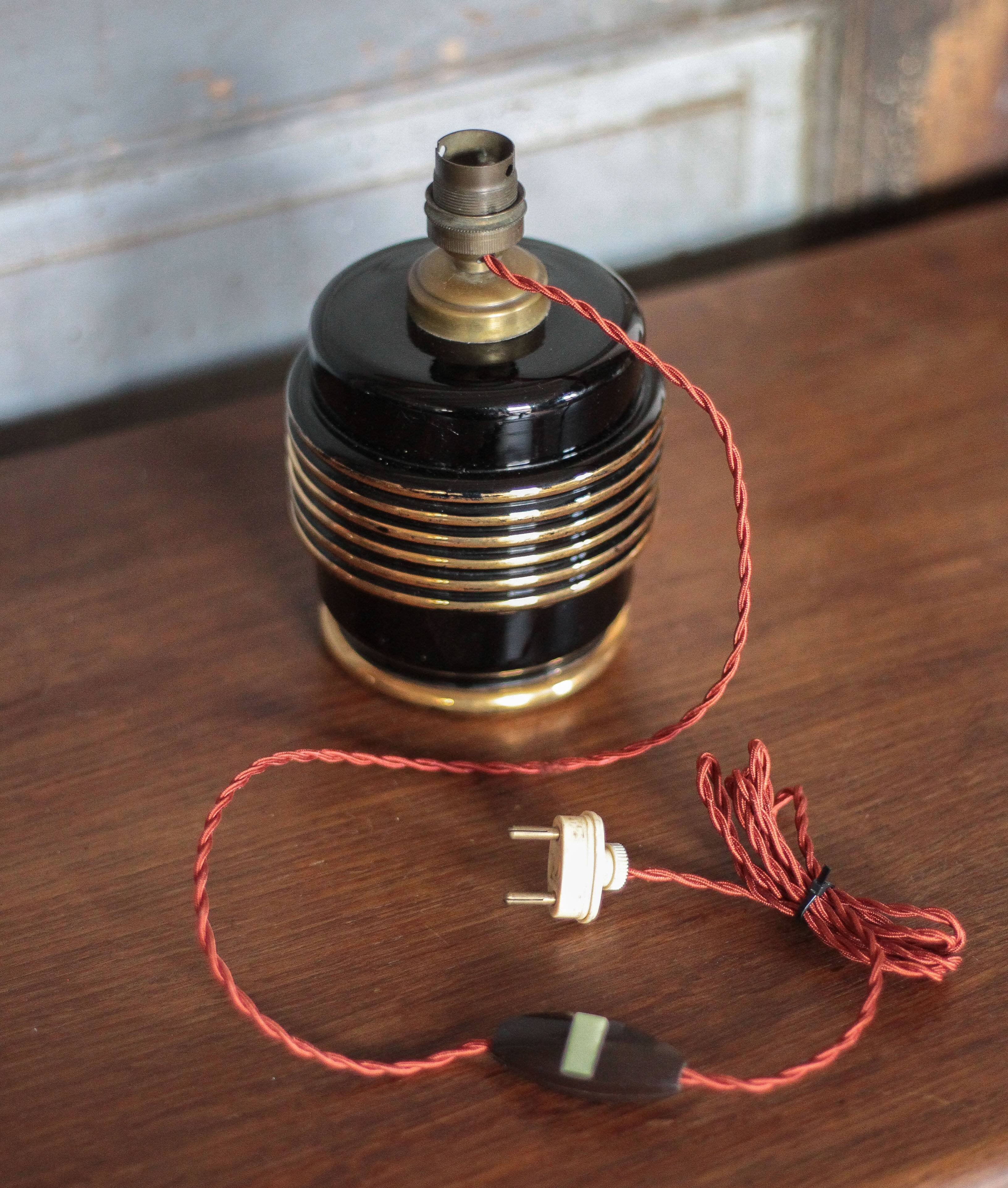 Vintage lamp, table lamp, bedside lamp, black and gold lamp base