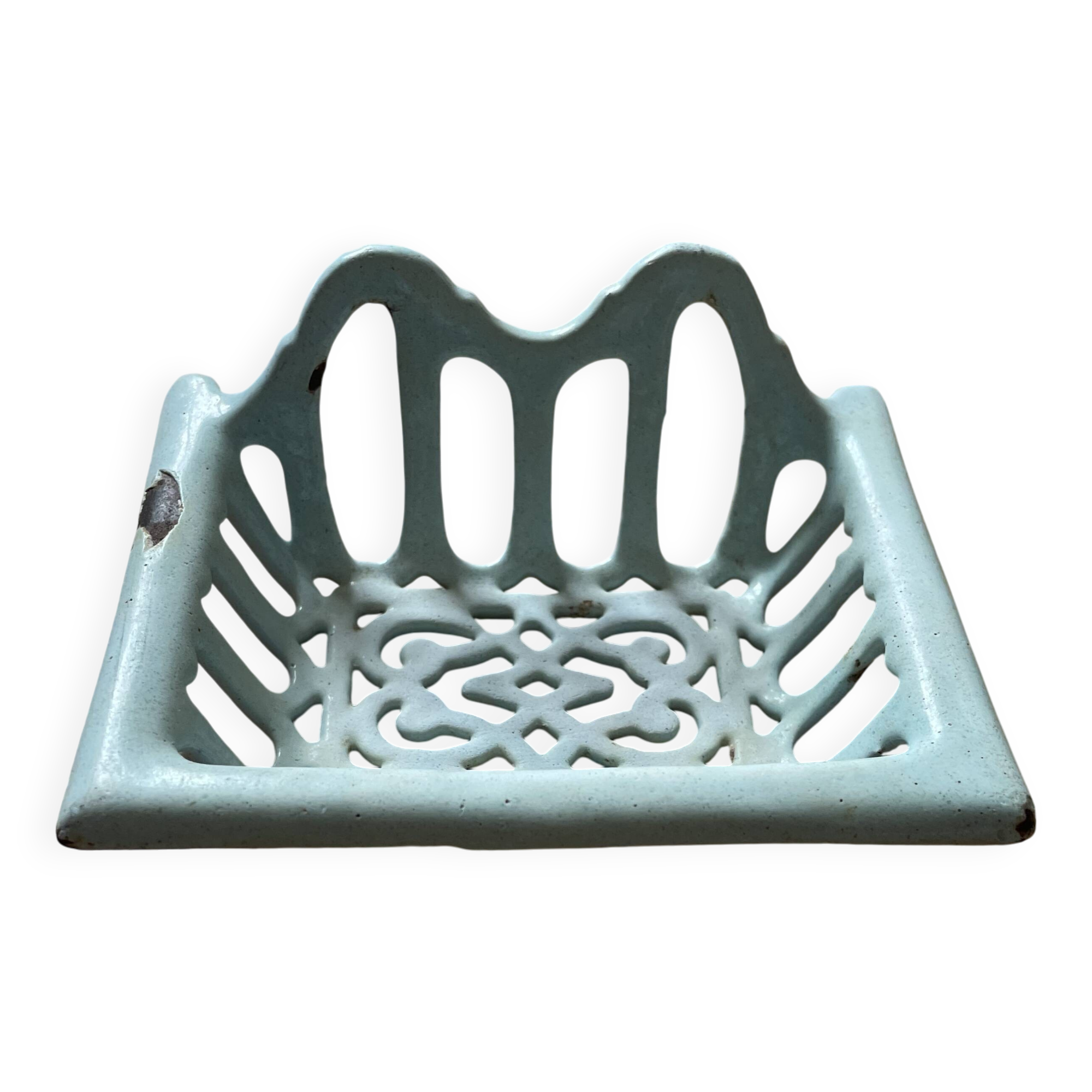 Vintage soap dish 250904