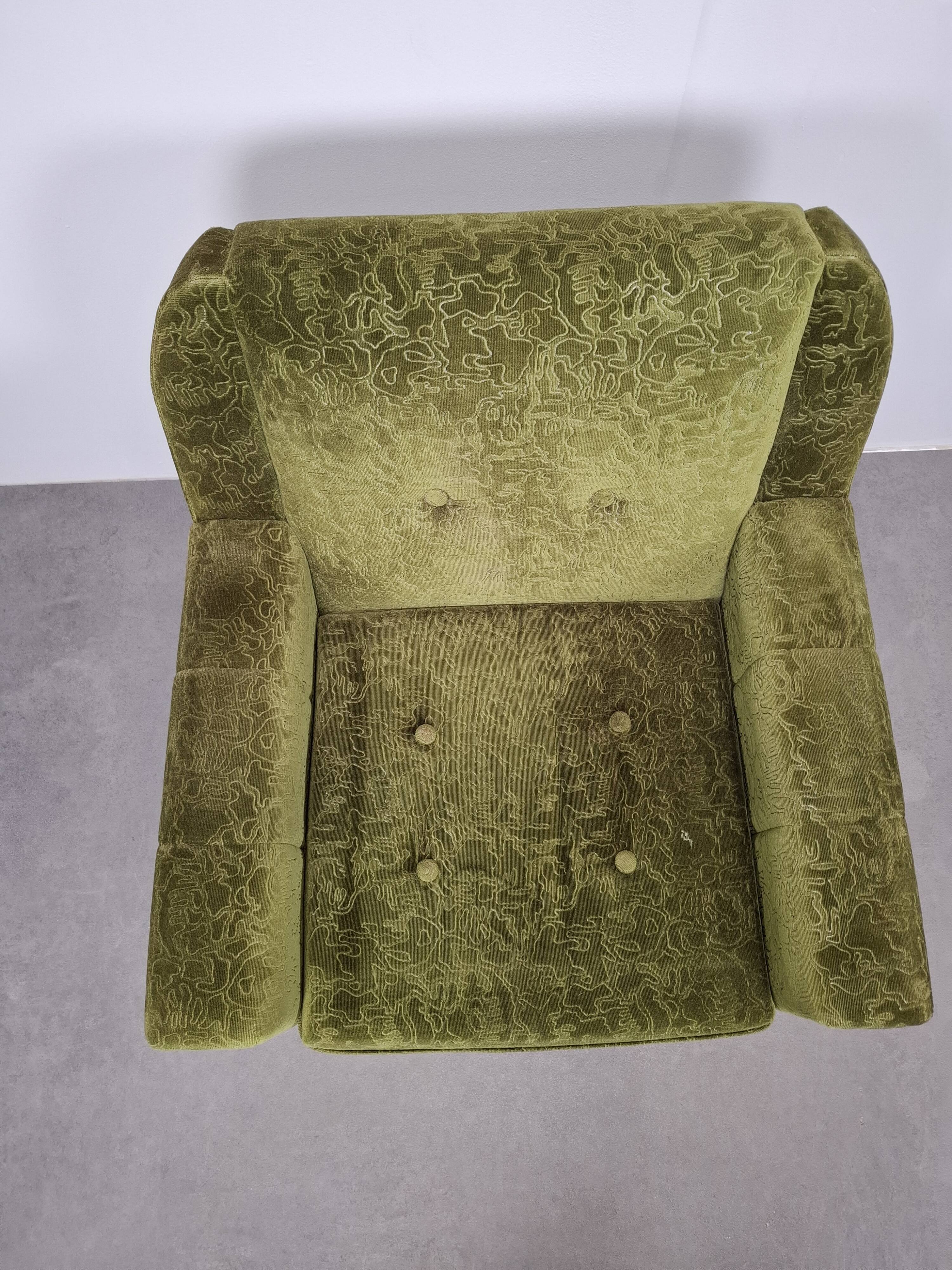 Mid-Century Czechoslovak Green Plush Armchair, 1970s