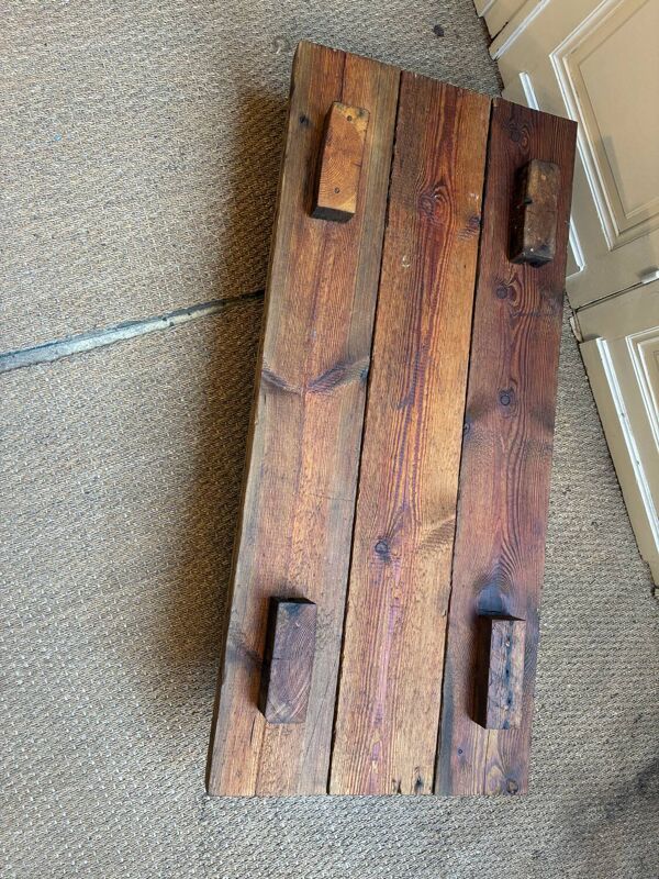 Ancien Etabli, Brutalist