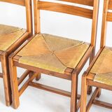 Ensemble table extensible et  4 chaises au design rationaliste en bois d'orme massif. France, 70's