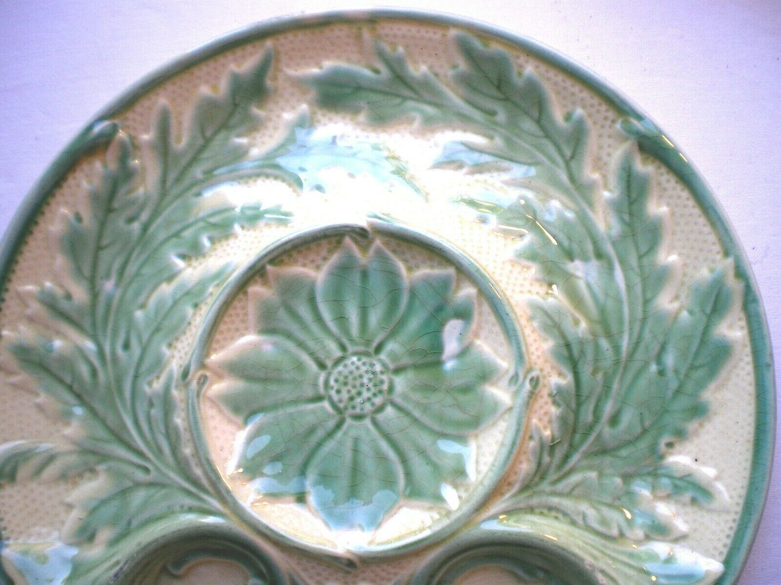 RARE Plate Green Artichoke in slurry, signed GIEN France