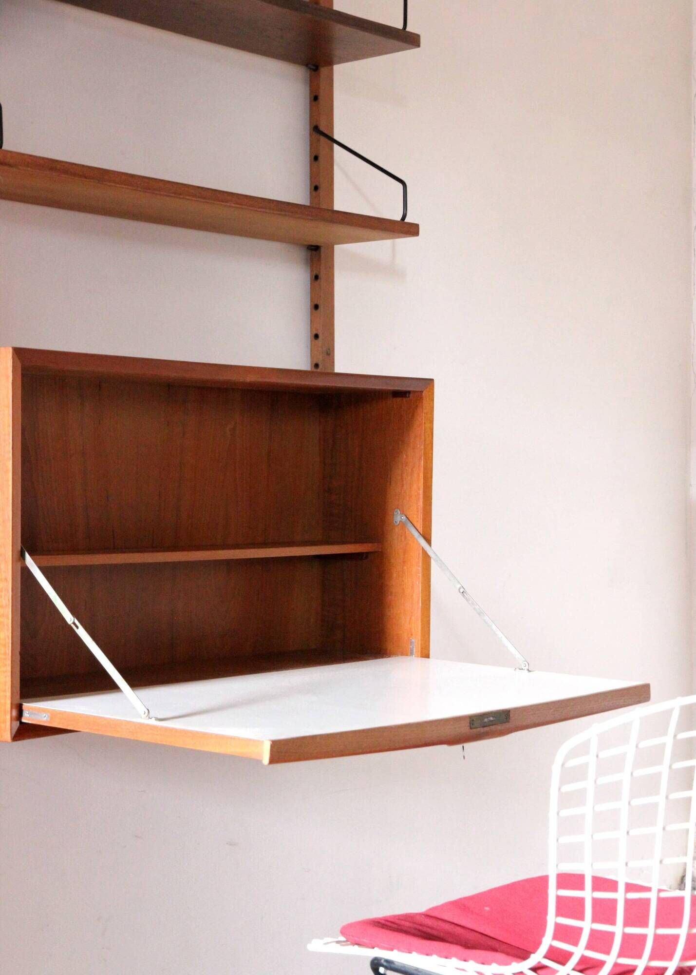 Cadovius wall secretary library