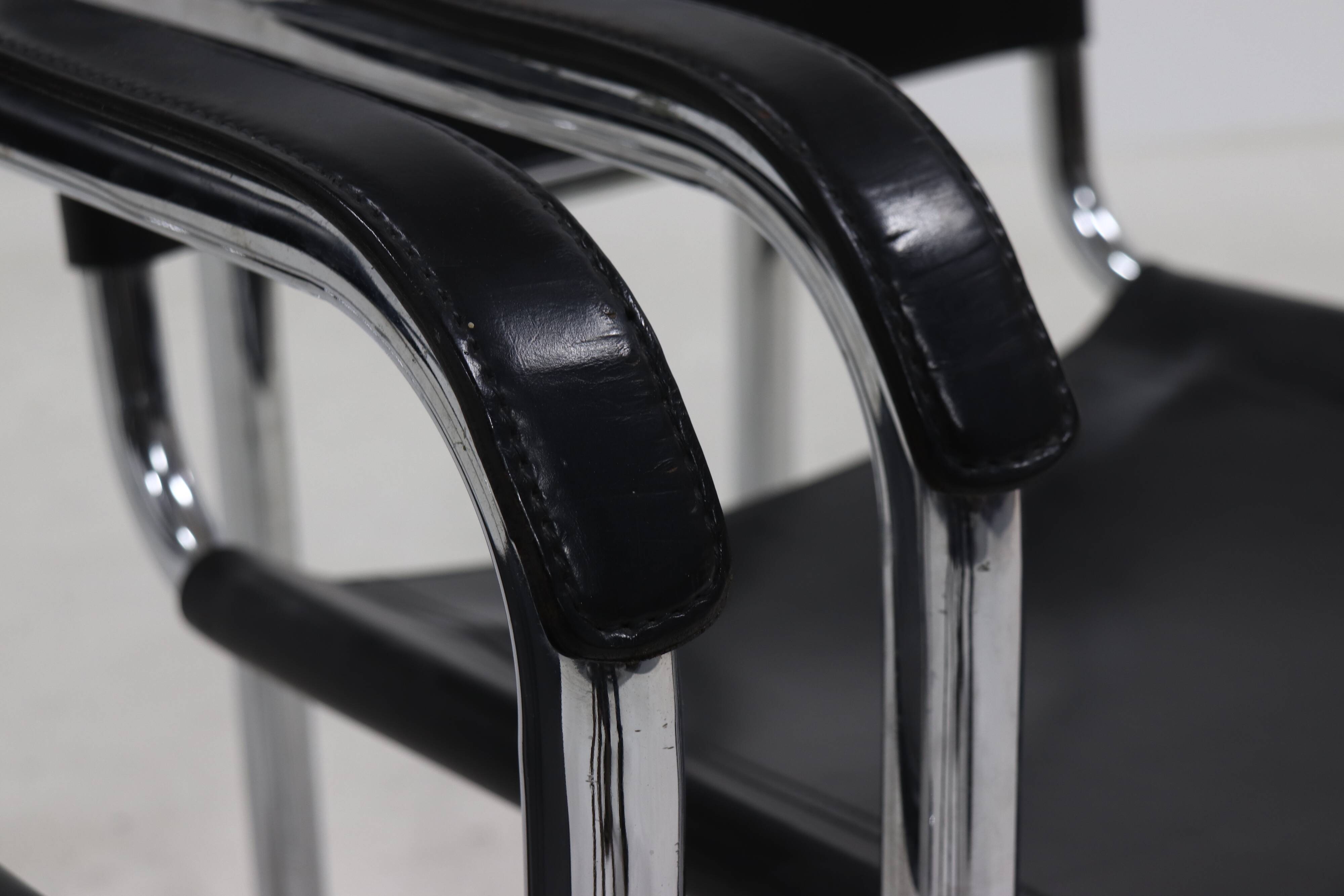 Set of 2 Italian Modern Saddle Leather and Chromed Steel Chairs 1980s