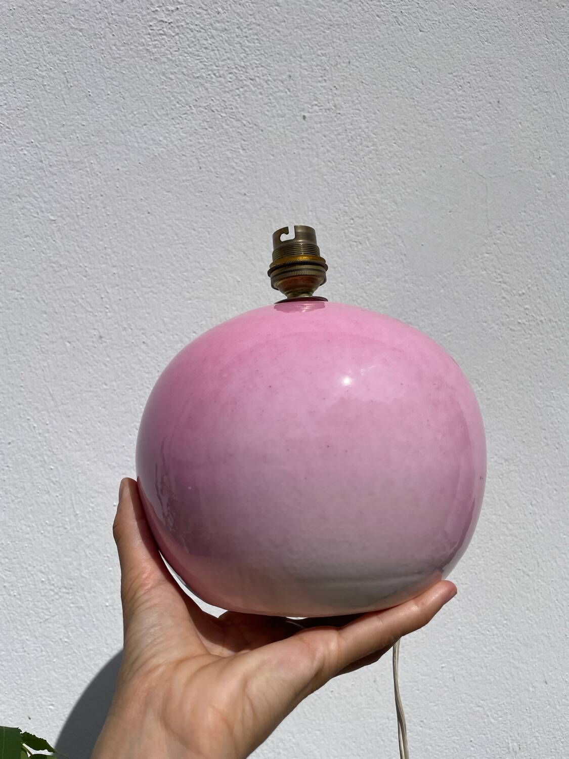 Pink ceramic ball lamp