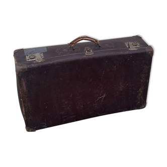 Old suitcase "La mondiale"