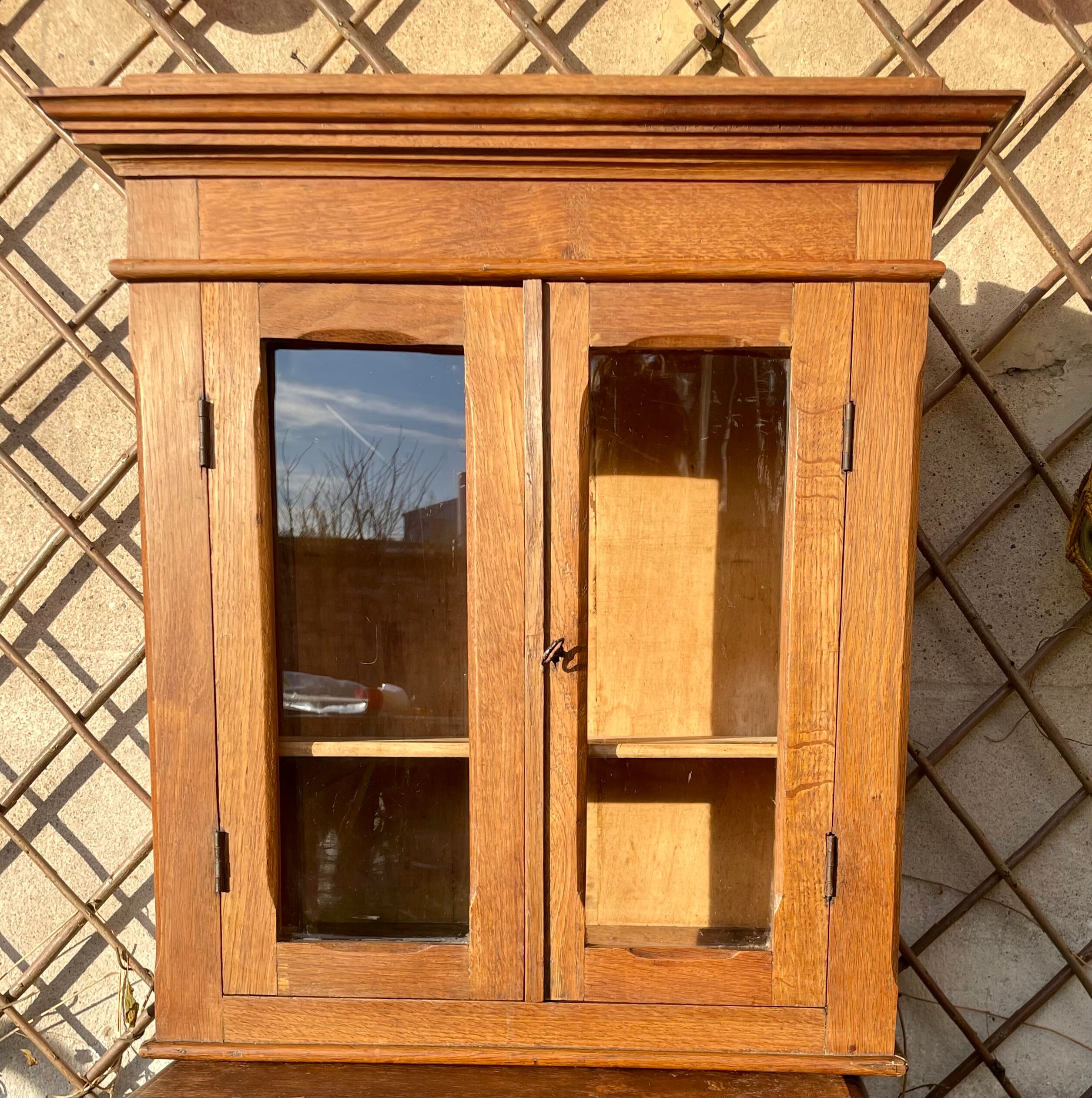 Armoirette vintage