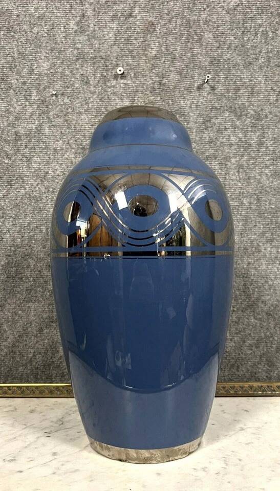 Large Art Deco porcelain vase with geometric shapes