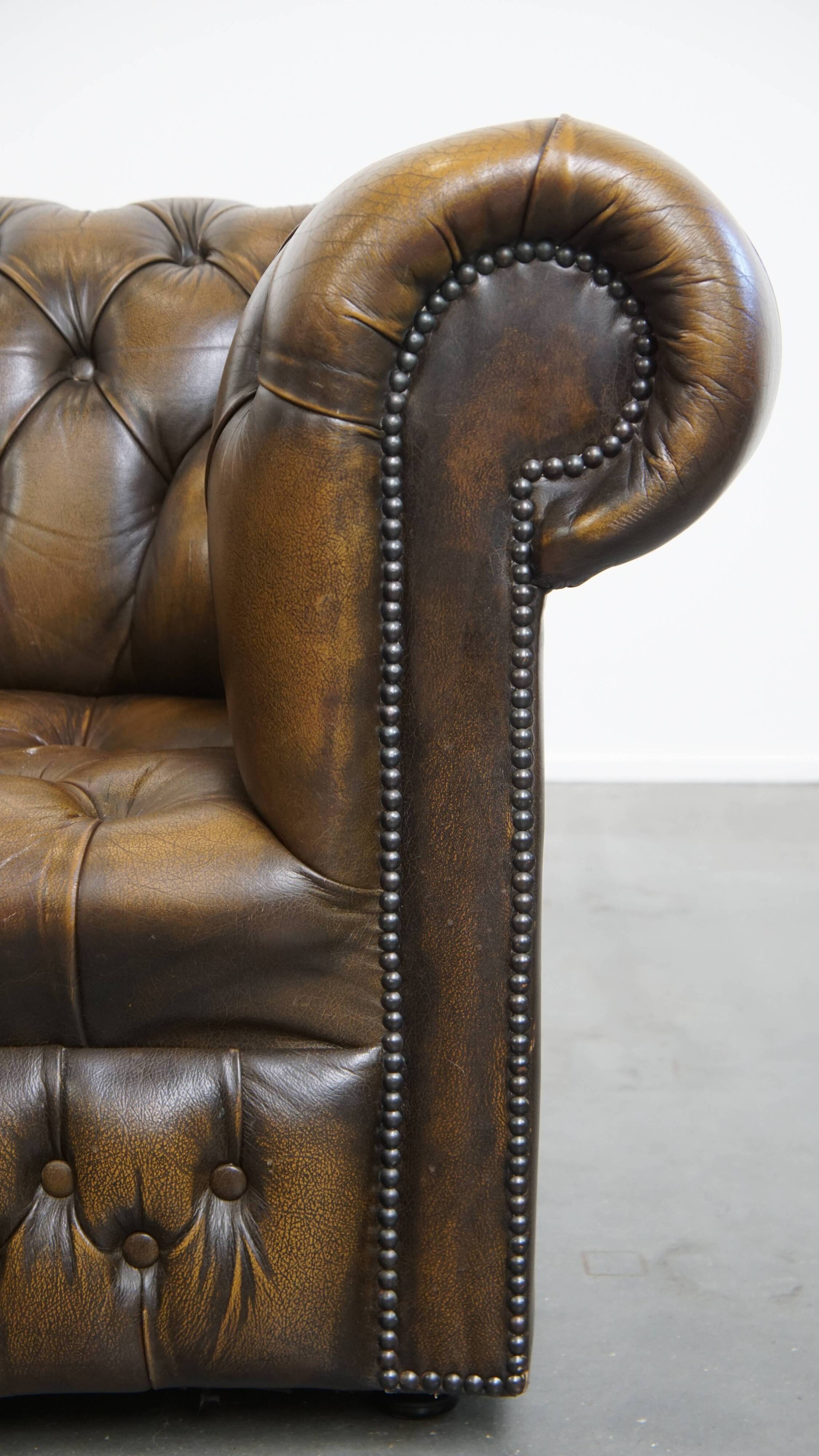 Fauteuil Chesterfield vintage en cuir de vache anglais