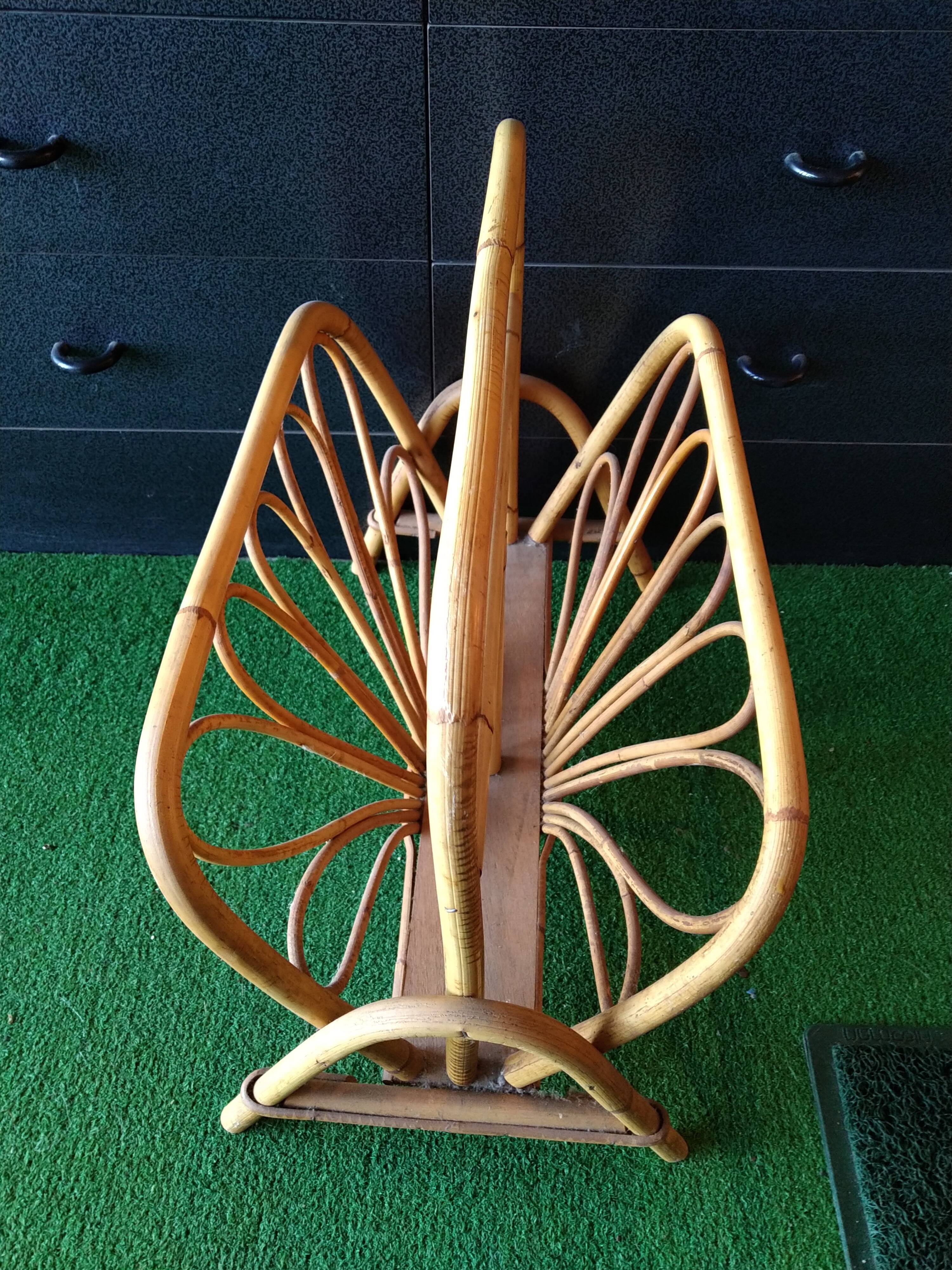 Bamboo rattan magazine holder