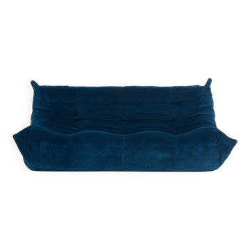Canapé trois places Togo en tissu bleu foncé par Michel Ducaroy pour Ligne Roset