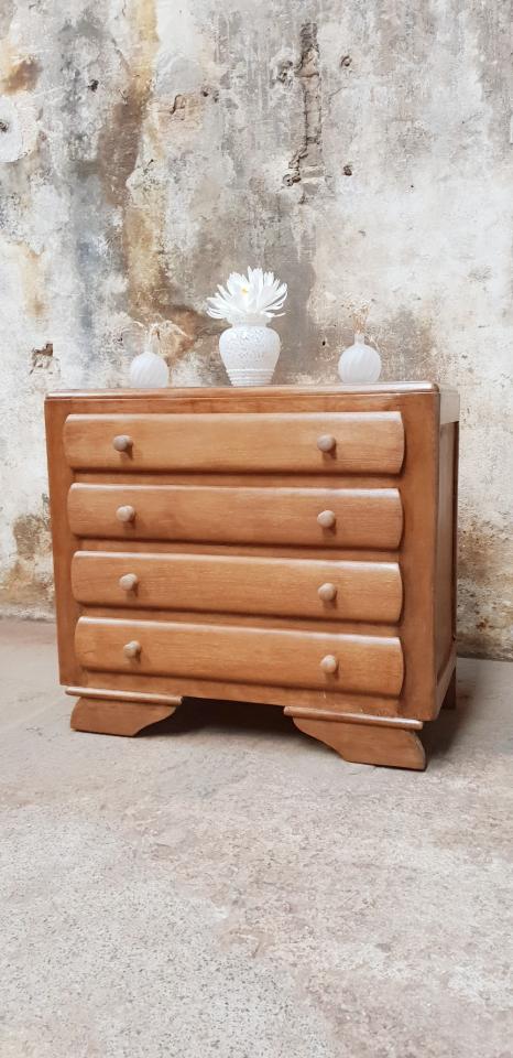 Vintage chest of drawers