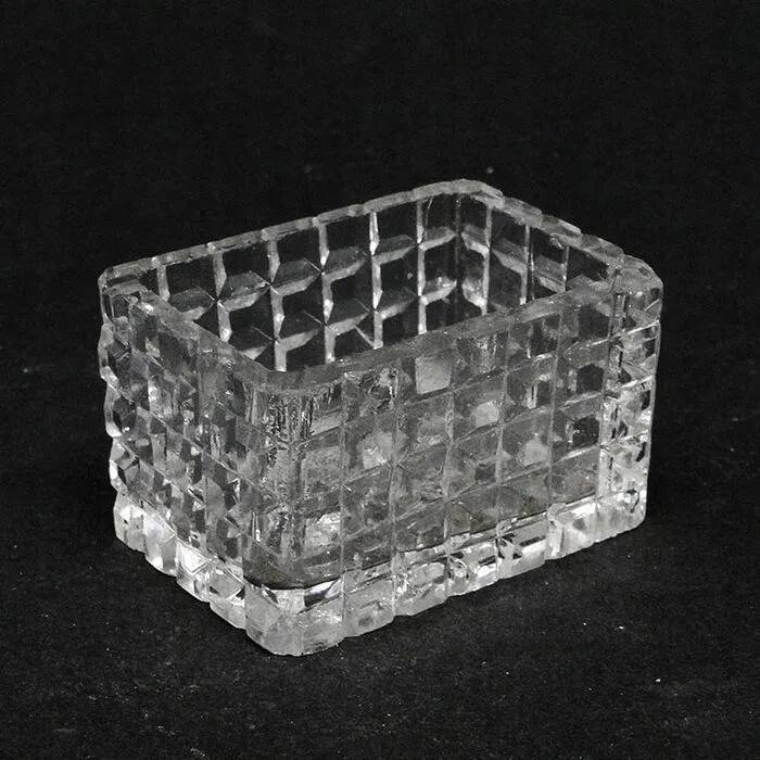D5o art deco salt shaker