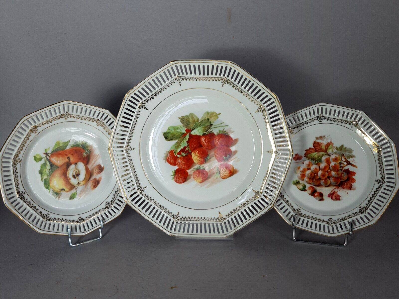 Set of 10 dessert plates & dish, openwork marli & fruits vintage 50s