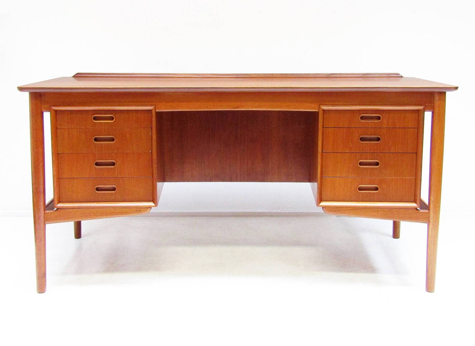 Sculpted 1960s Danish Desk in Teak by Svend Aage Madsen