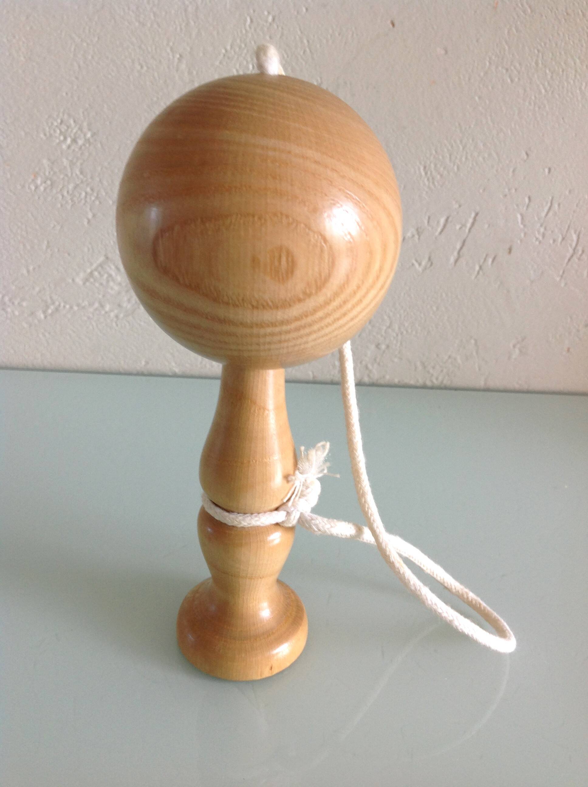 Old bilboquet in varnished wood / vintage 60s-70s