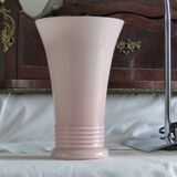 Vase opaline rose.