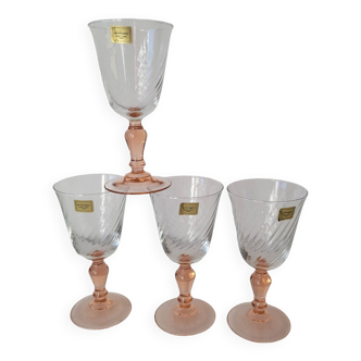 Set of 4 Rosaline Luminarc wine glasses